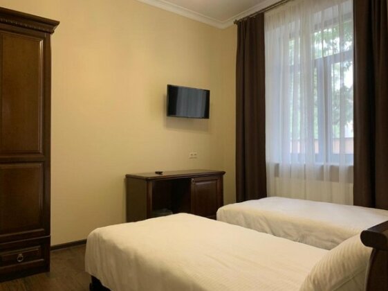GR Hotel - Photo4