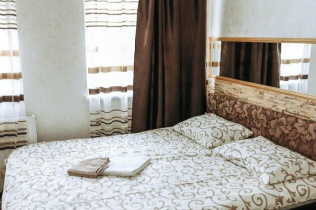 Hotel Rafinad Lviv - Photo2