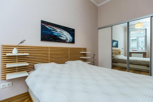 Light and spacious Apartment on Gazova Str - Photo2