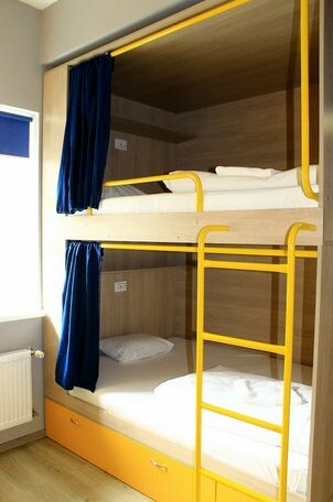 Z-One Hostel - Photo4