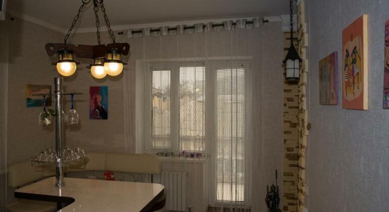 Nikolayev apartment in center - Photo2