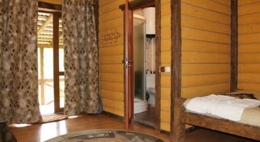 Sadyba Gutsulska Pisnya Lodge