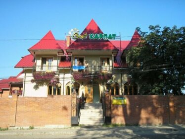 Zori Karpat Guest House