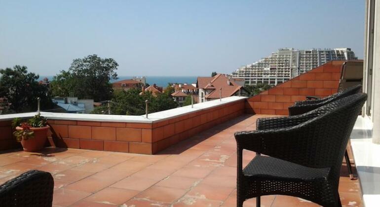 Alisa Guest House - Photo2
