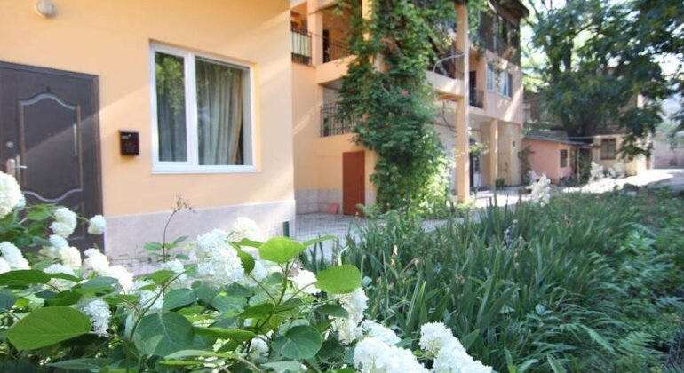 Apart-Hotel on Preobrajenskaya 24 - Photo2