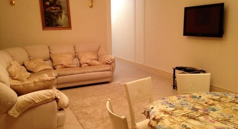 Bel Palazzo Apartments - Photo4