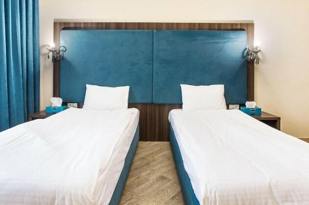 Boomerang Baron Suites - Photo5