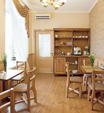 Continental 2 Hotel Odessa - Photo4
