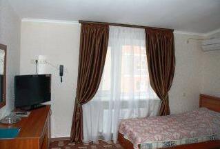 Galian Hotel Odessa - Photo4