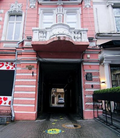Hostel51