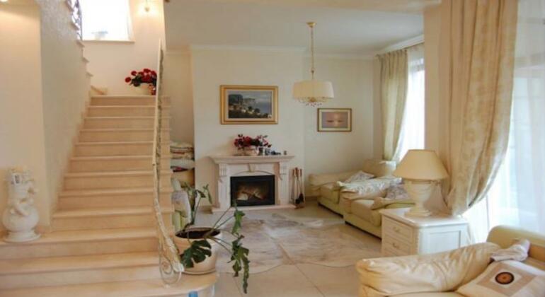 House near the sea - Photo4