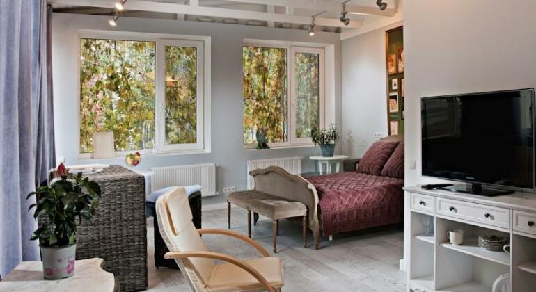 Klarabara Apartment - Photo4