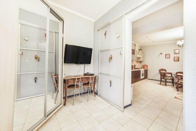 Luxury House Odessa - Photo3