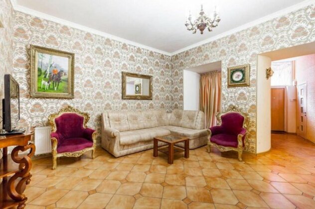 Luxury Royal Apartment Odessa - Photo3