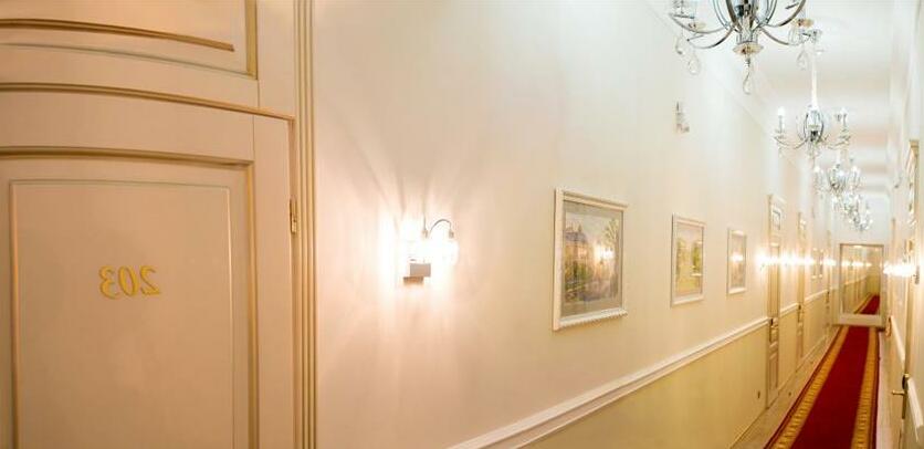 Metro Hotel Odessa - Photo2