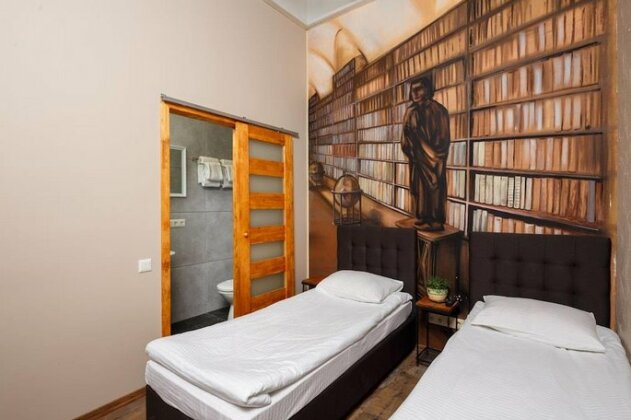 Mezzanine Hotel - Photo3
