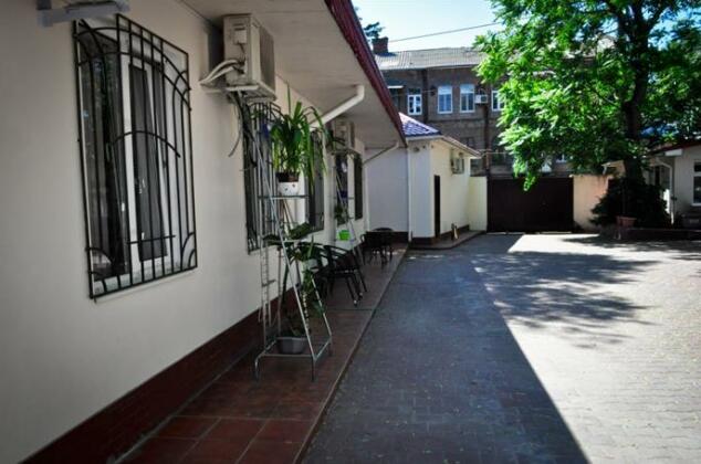 Old Courtyard Hostel - Photo2