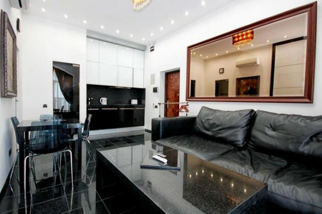 Panoramic 1-BR apartment in the heart of Odessa - Photo2