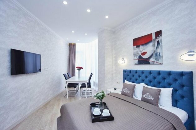 Panoramic Plaza Apartments - Photo2