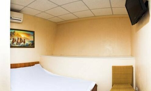 Strong Hotel Odessa - Photo2