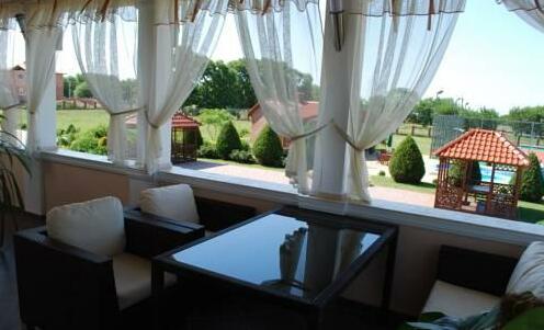 Veles Hotel Odessa - Photo3