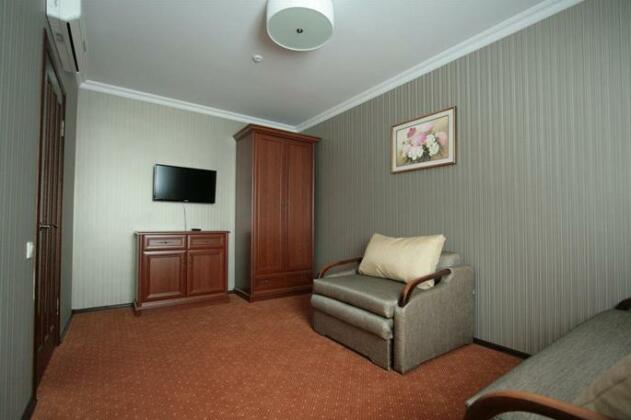 Hotel Kalyna Pochaiv - Photo3