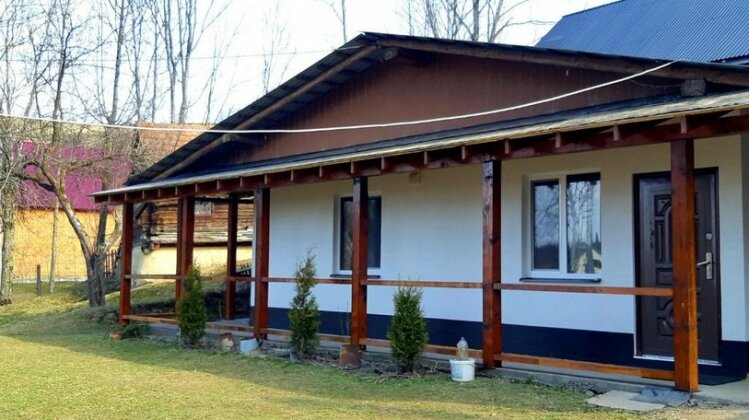 Guest House Dacha Podobovets - Photo2