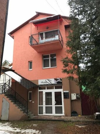 Photo 3