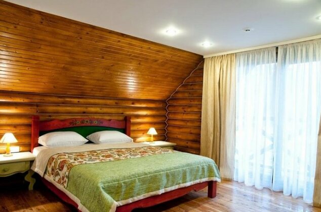 Kryve Ozero - Photo3