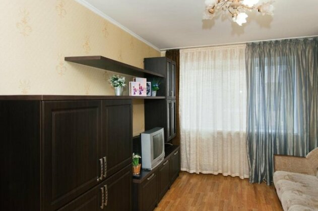 2 Room In Centre On Troitskaya 3 Floor - Photo3