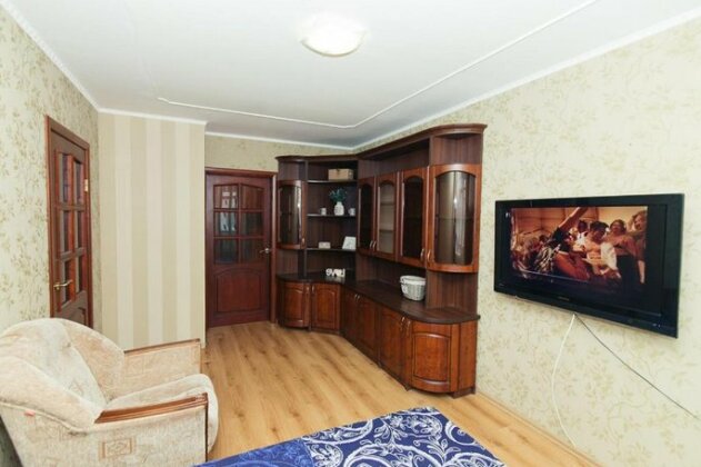 3 Room Apartment In Center 3 Floor - Photo2