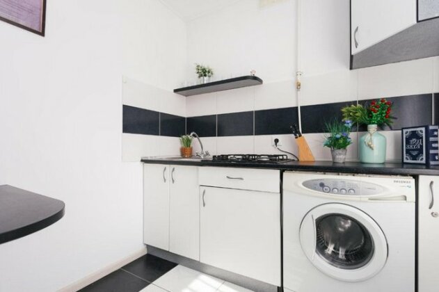 Apartment on Novomestenskaya 8 floor - Photo3