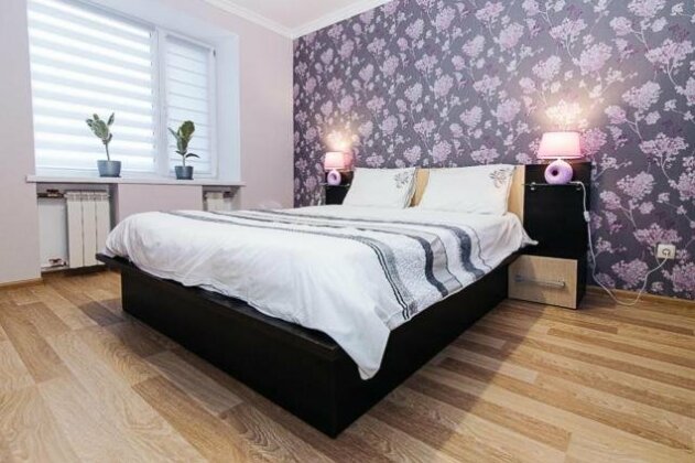 VIP Apartment ob Gorkogo Square - Photo2