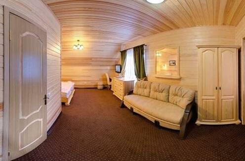 Forest House Tatariv - Photo3