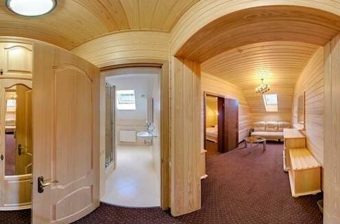 Forest House Tatariv - Photo5