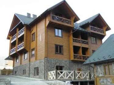 Forest House Tatariv