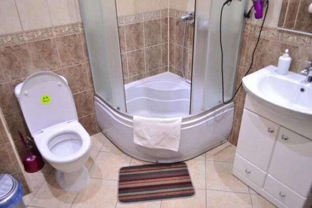 Apartment on Shevchenka Boulevard Ternopil - Photo4