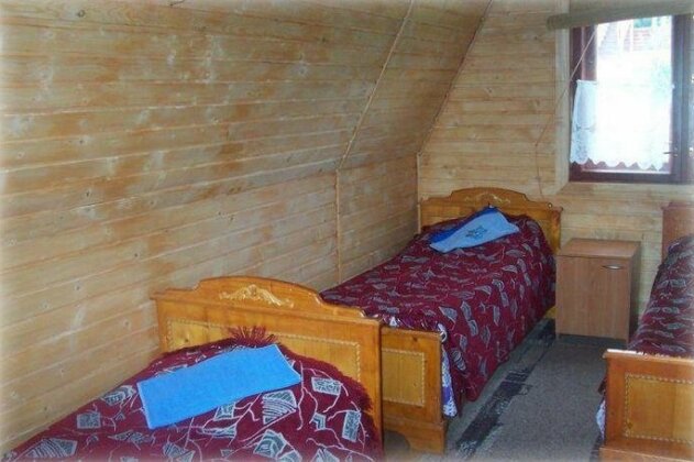 Boykivskiy Dvir - Photo3