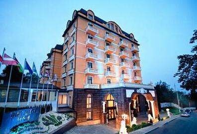 Royal Grand Hotel & Spa - Photo4