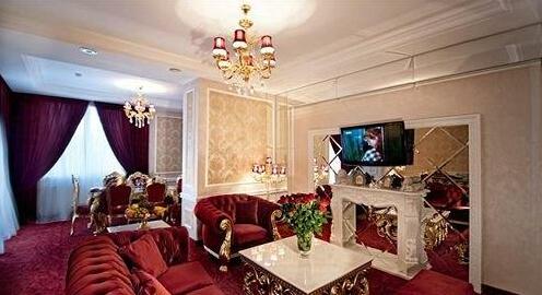 Royal Grand Hotel Truskavets - Photo3