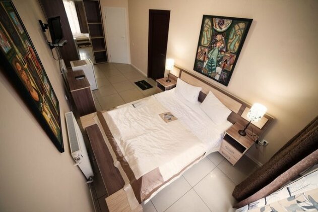 Truskavets Central Jam Mini Hotel - Photo4