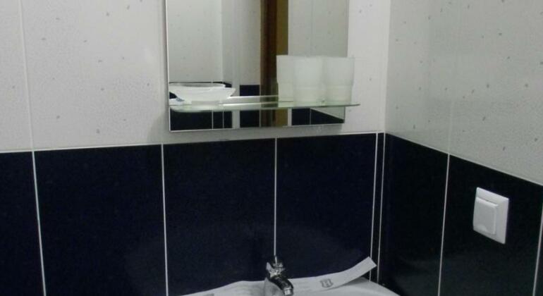 De Lux - Photo3