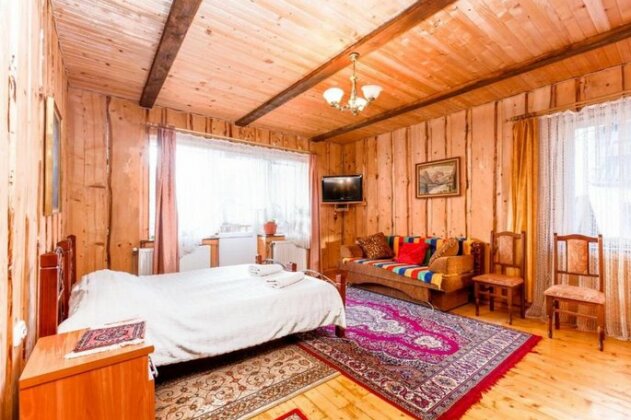 Gutsulska Oselya Yaremche - Photo3