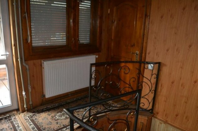 Guest House Y Alexandra - Photo3