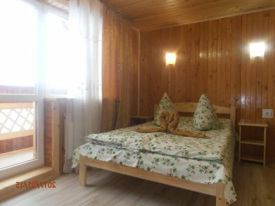 Smerekova Khata on Pidgirna - Photo3