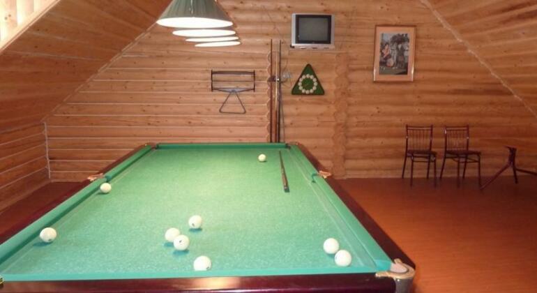 Zorepad Hotel Yasinya - Photo4