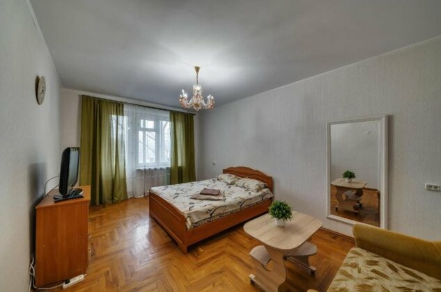 Alexandrovskaya street - Photo2