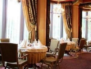 Ukraine Hotel - Photo4