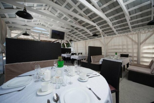 Priboy Beach Hotel - Photo3