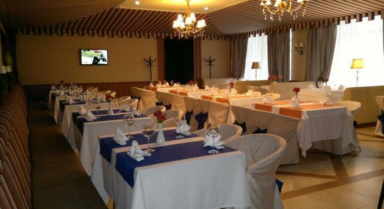 Sadky Hotel and Restaurant - Photo4
